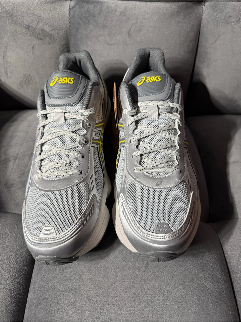 Size 10.5 - ASICS Gel Kinetic Fluent Glacier Grey Lime size 10 also available